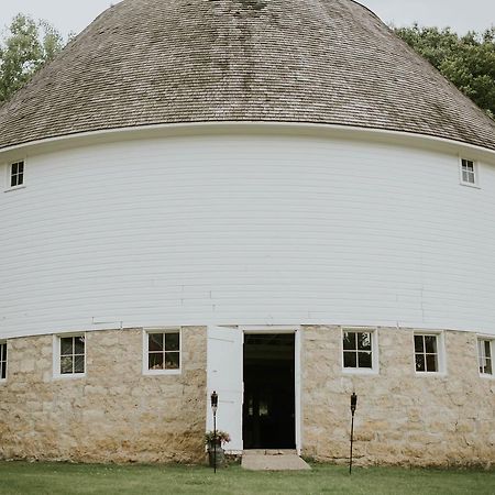 Round Barn Farm B & B Event Center Ред-Уинг Экстерьер фото