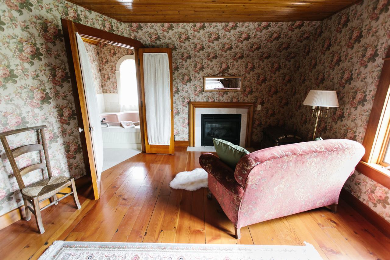 Round Barn Farm B & B Event Center Ред-Уинг Экстерьер фото